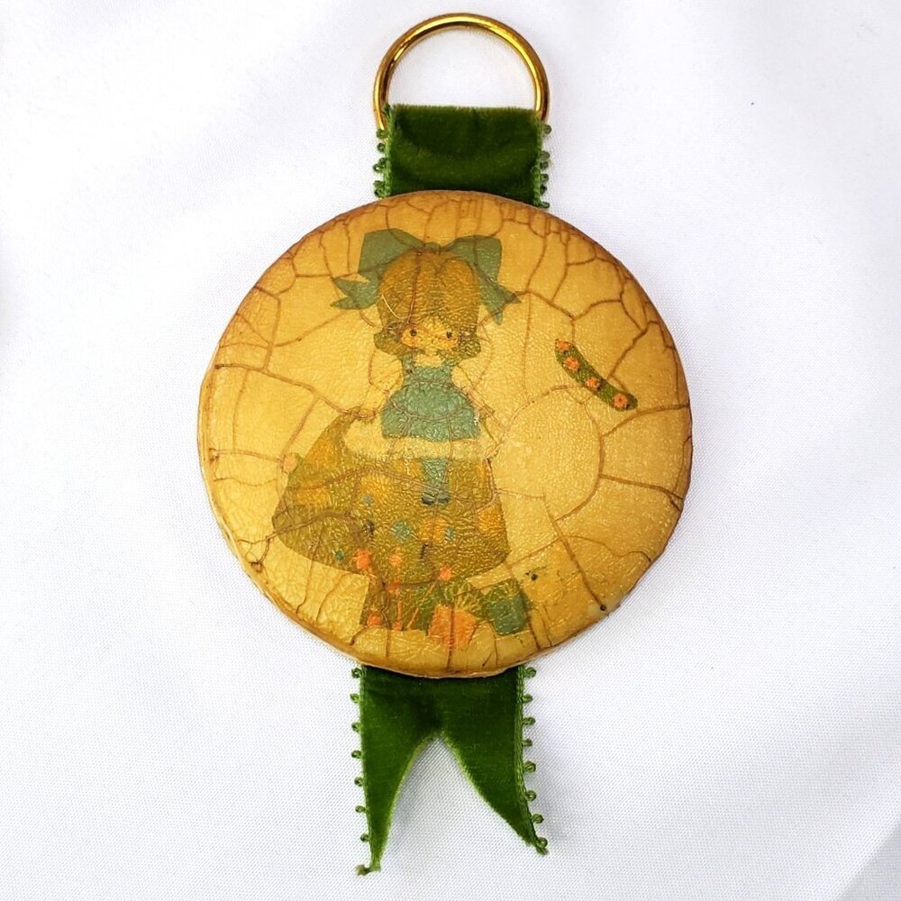 VTG MCM Wall Hanging Little Girl with Mushrooms Green Velvet Porcelain Crackle - Picture 7 of 12